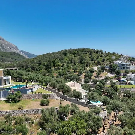 Stunning In Ipsos Area Of Corfu Casa de Férias Pyrgi (Corfu)
