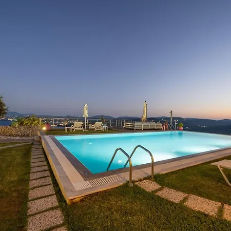 Stunning In Ipsos Area Of Corfu Semesterbostad Pyrgi (Corfu)
